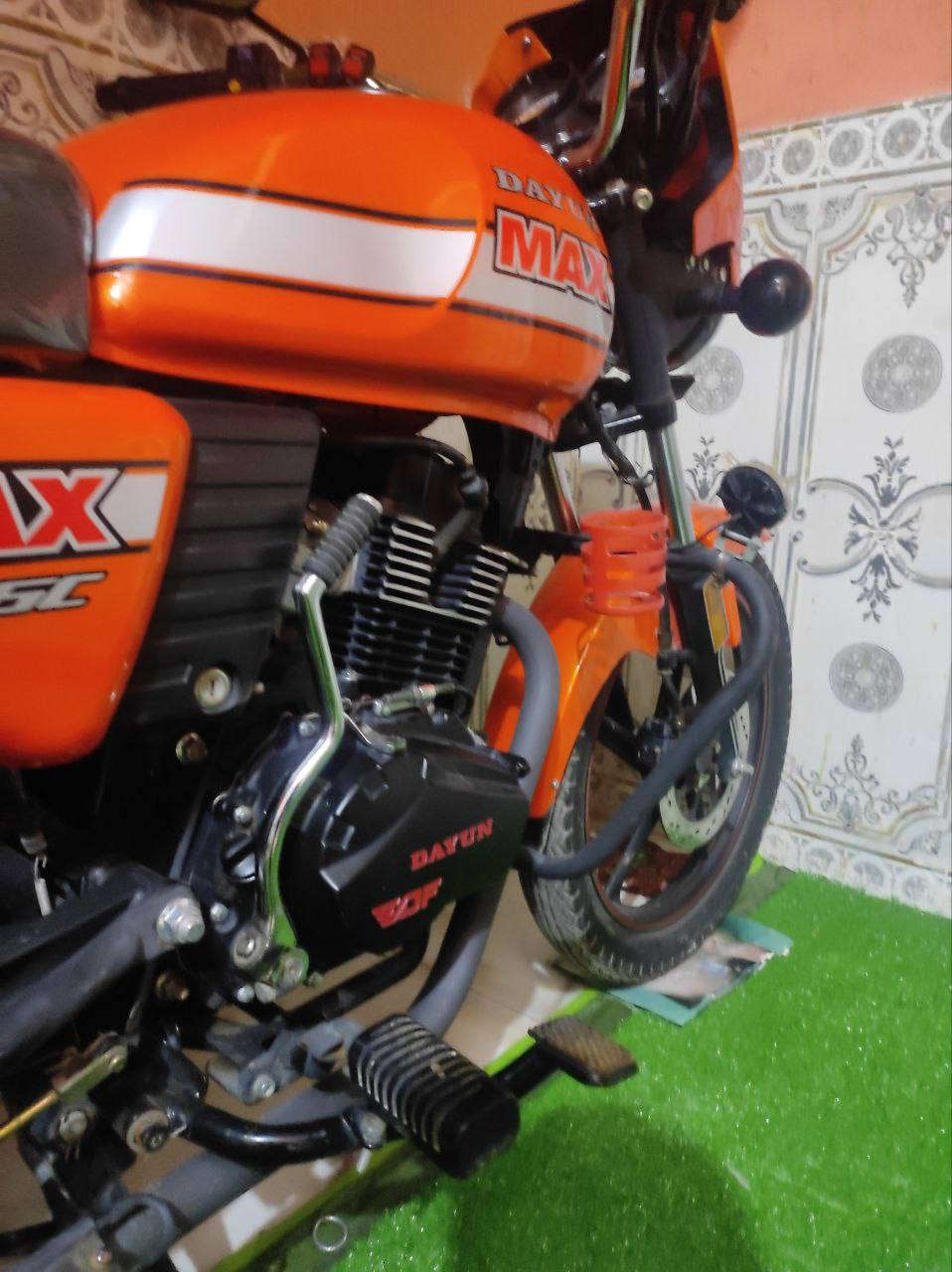 دايون 23
رقم وسنويه تحويل مباشر 
رقمها كود 29 
سعر 2600 وبيها مجال 
هاتف ***********
العنوان ناصريه قظاء سيددخيل
