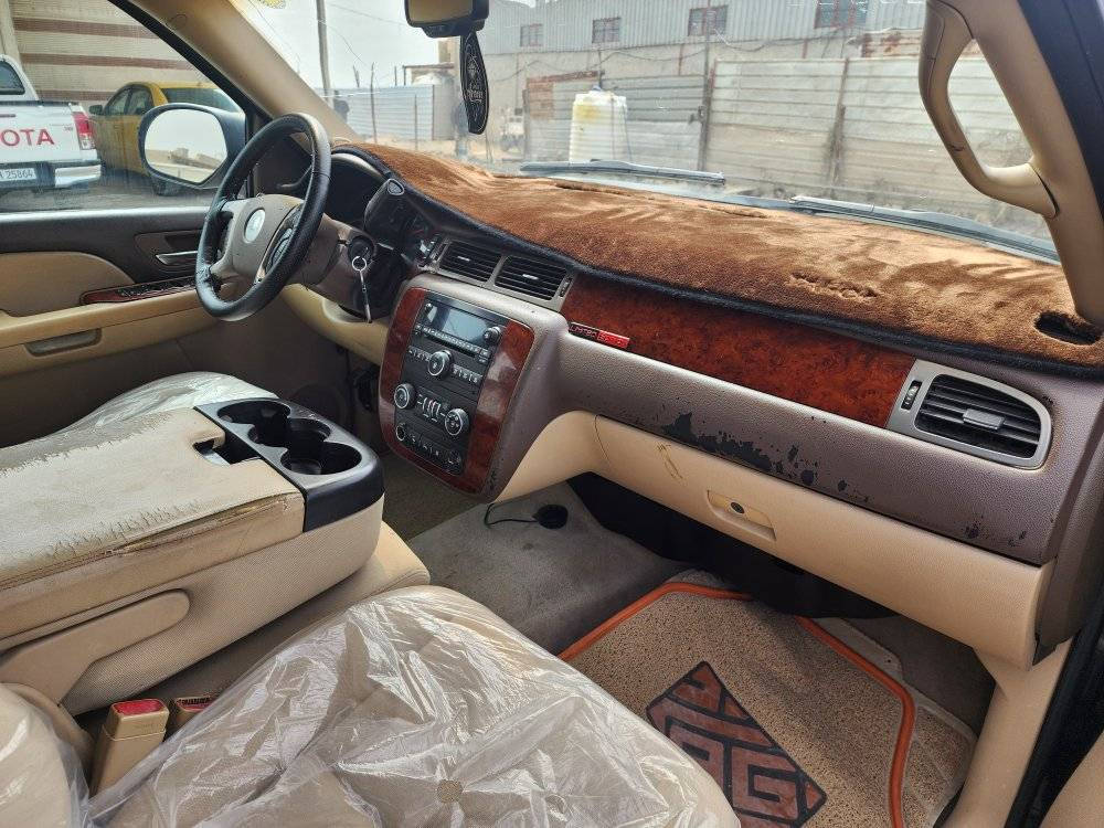 اللبيع ومراوس تاهو ٢٠١٠خلجيه كفالة من الكص وضربه 
السعر ٨٥ مكان الناصرية ‏‪0784 790 7895‬‏
