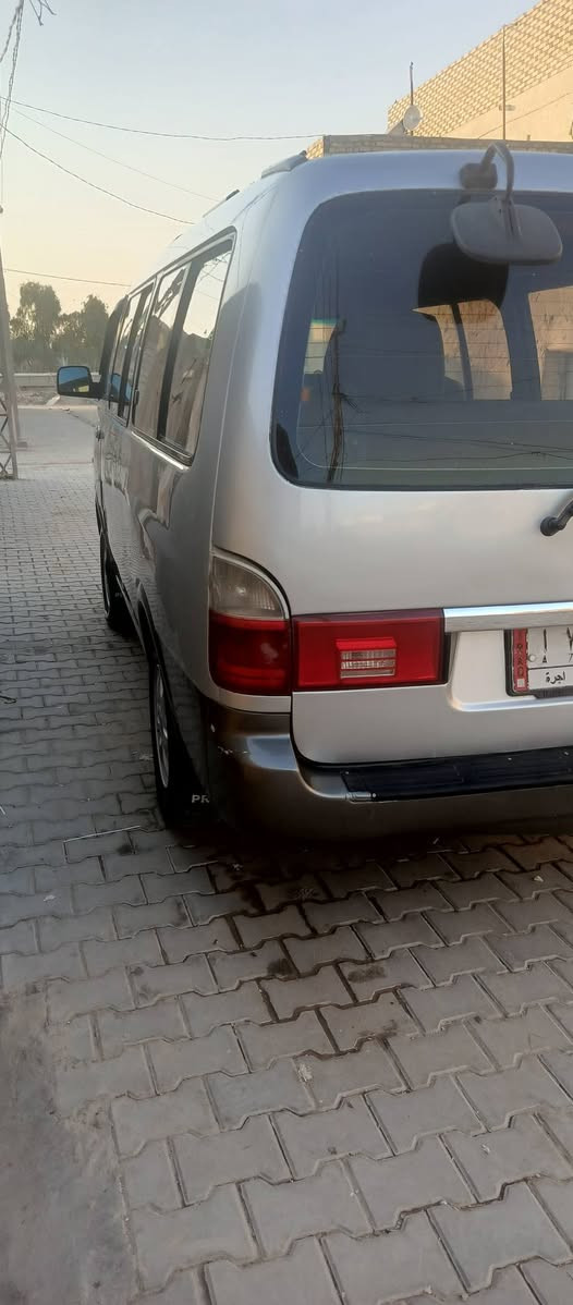 سلام عليكم
موديل 2009 اصل شعار بلتكمه مراوس فقط مصبوغه عام تعمير جديد مكينه وكير جدد تخم تاير جاهزه ستفسار ***********
