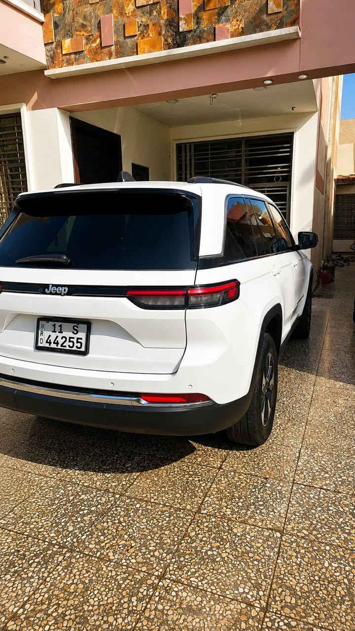 جيب كراند شيروكي لمتد 4Xe
2024  هايبرد بلكن

محرك 2.0T 

بانزين + هايبرد + شحن منزلي.

ايرباك استيرن

ماشية ٢٠،٠٠٠ ميل

رقم بغداد باسمي 

 1شاشه

2بانوراما طكتين

3 بصمة

4 سستم صوت Alpine

5 تشغيل عن بعد  

6 كشنات جلد

7 كشن السايق ميموري

8 كشنات كهرباء

9 صندوق كهرباء

10 حساسات خلفية و امامية

11  3 قطع تبريد

12 اشاير بالمري

13 رادار أمامي

14  رادارات 360

15 ثلاث وضعيات قيادة

16  نظام اختيار كهرباء او بانزين

17 كير ماوس

18 نظام منحدرات

19 هيتـرات بالكشنات

20 ويل كب كروم

21 لايتات لد

22 بك لايت لد

23 كشافات

24 بصمة أبواب

25 نقطة عمياء 

26 تحديد المسار 

27 قيادة ذاتية 

28 هاند بريك بصمة

29 شفتات ستيرن

السعر ٢٦٥
***********

بغداد الكراده
