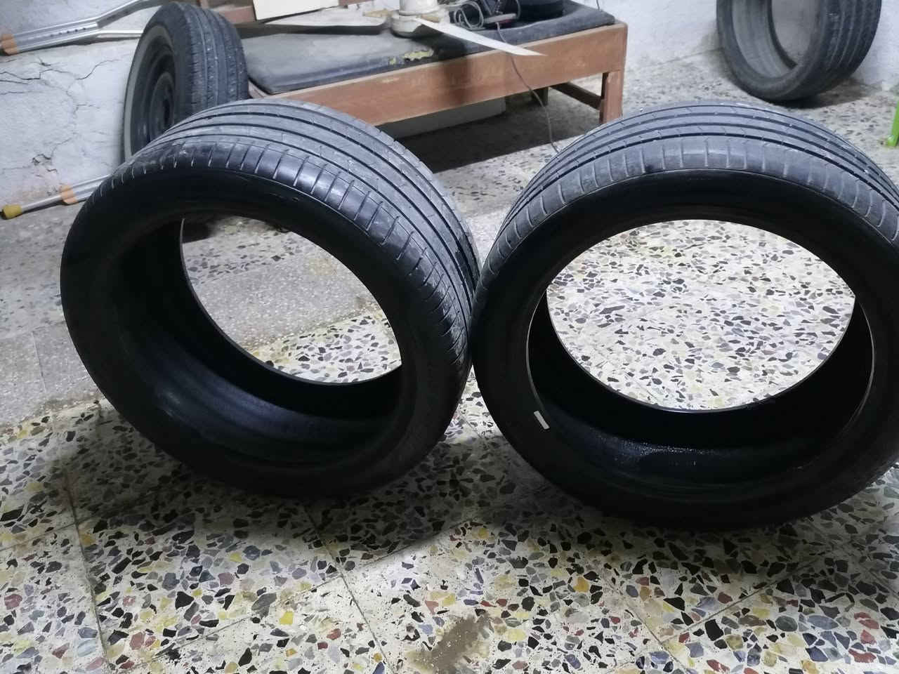 السلام عليكم  تاير حجم 21 /35/ 315/
الثاني 2    ، 275 /40/ 21 
مكاني بغداد البياع حي التراث  قيم واخذ


**إذا كنت صاحب هذا الإعلان وتريد حذفه لأي سبب، رجاءا أرسل رسالة إلى الدعم الفني**