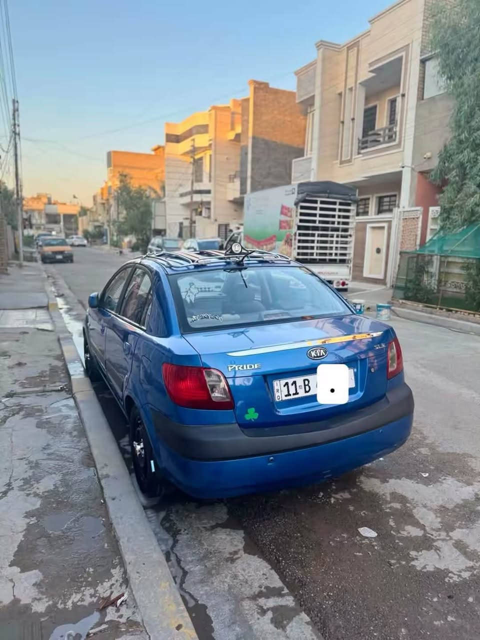 السلام عليكم اخوتي كيا برايد 1.6 موديل 8 مري شفط بصمه سياره فول خير من الله تاخذه ما تصرف عليه تدفئه تبريد كله شغال رقم بغداد مميز  رقم ***********
