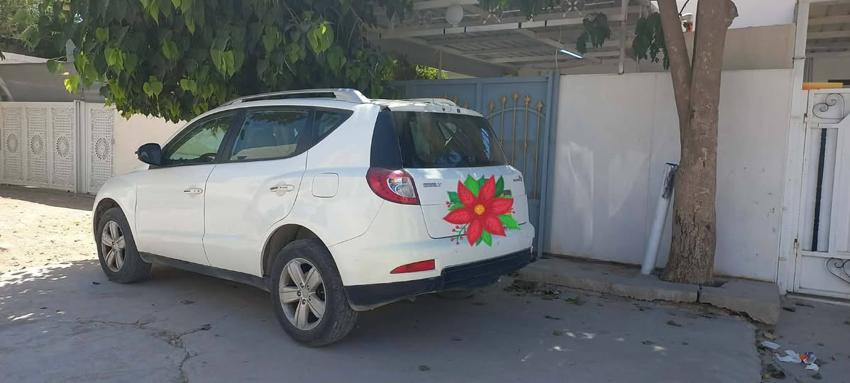 جیلی ئێم گراند٧،مۆدیل ٢٠١٣، ڕەقەم سلێمانی سەنەوی تازەییە،گێڕ تۆماتیک فول مواسفات ،تاییەی تازەییە مسرەفی نیە
نرخی ٦٥گەڵا
ژ.م/*********** كالار, السليمانية
