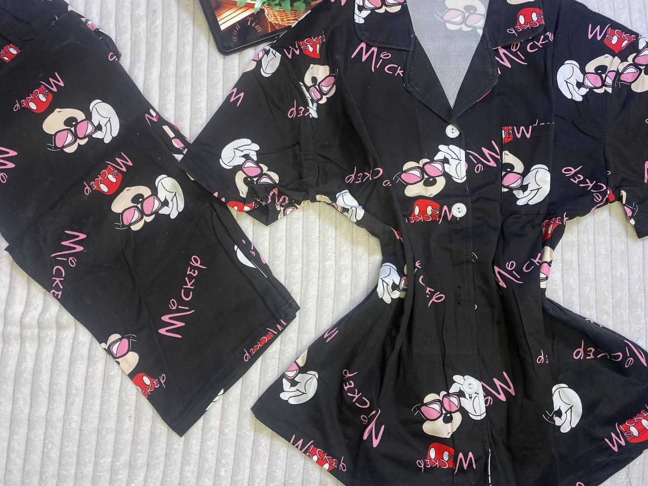 عرض جديد
يتكون هذا العرض من تراكات نسائيه نازكه 
صيفيه مميزه #
تراكات نسائيه مسززشبوحه 
https://t.me/Asdfg_zxchv200


**إذا كنت صاحب هذا الإعلان وتريد حذفه لأي سبب، رجاءا أرسل رسالة إلى الدعم الفني**