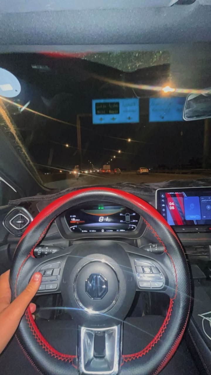 Mg_Gt. 2025.                                                                       فول موصفات..بصمه كشنات جلد..اسلايت روف..لايت زنون..مري شفط..بكلايت لد …سياره جديده 5 كامرات سياره بيه طخه خفيفه بل جاملغ بسطيه.                                               سعر17.600 وبيه مجال.     سياره باسمي تحويل ثاني يوم أو تريد وكاله  هاذ رقمي *********** بس وتساب
