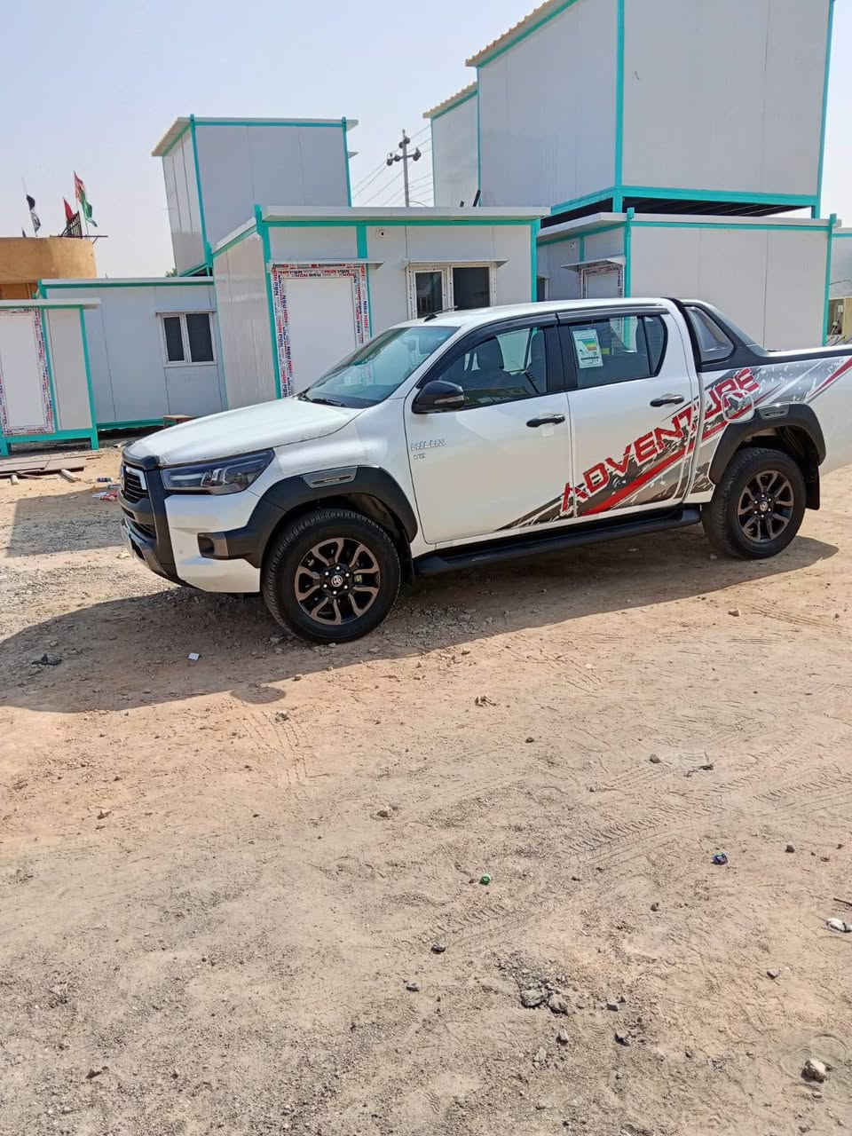 السلام عليكم للبيع تيوتا افنجر موديل ٢٤ رقم أربيل ماشيه ٦٤الف مكفوله كفاله عامه السعر ٤١٥ للستفسار علرقم ***********
