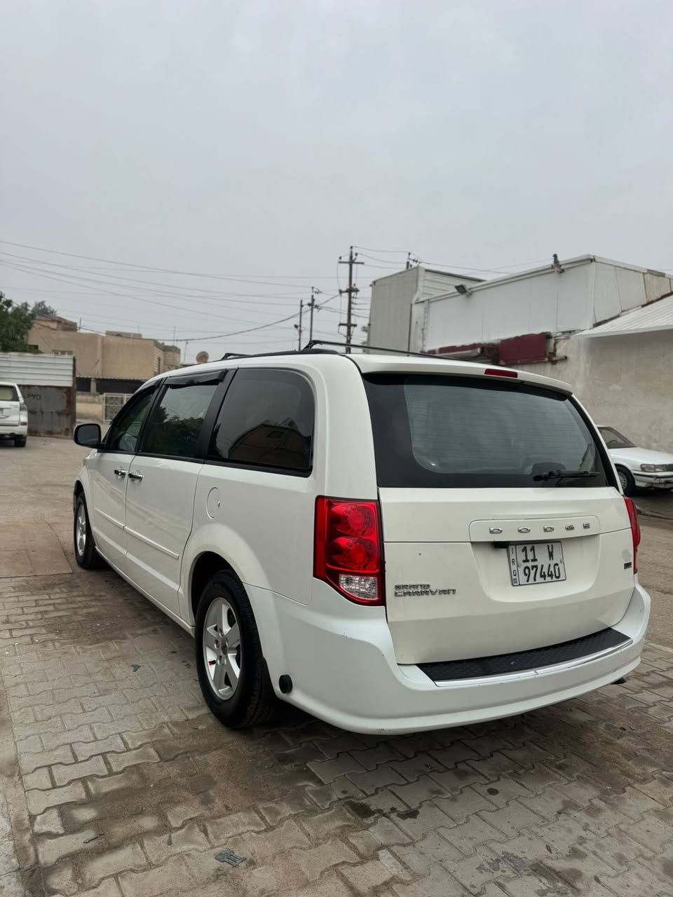 يا الله سلام عليكم دوج كرفان مديل ٢٠٠١٢سياره جديده منظومة غاز وبانزين مابيه نقص برغي  محرك سته ٣٦٠٠ تروح وتجي البغداد ١٦ الف تصرف تحويل ثاني يوم راقم بغداد السعر ١٤٥بيه مجال *********** العلوان بصره
