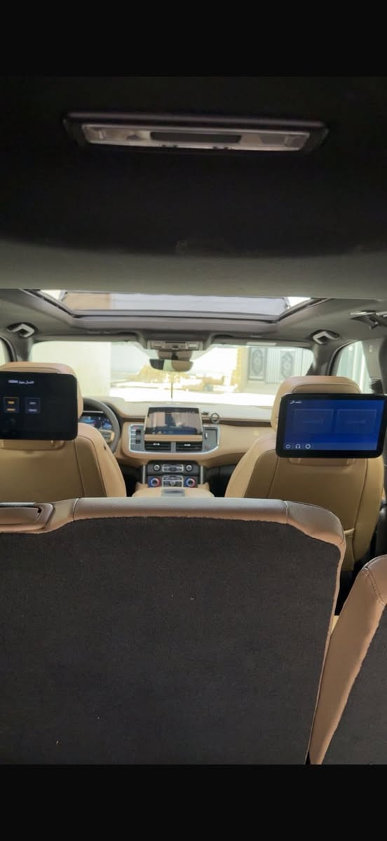 السلام عليكم 
تاهو 2023
برايمر بلاك ادشن بلادي 
فول اعلى فئه ماشيه45
مكفوله بيها بارد بالجاملغ الخلفي بسيط 
السعر512وبيها مجال 
مكانه بغداد 
***********
