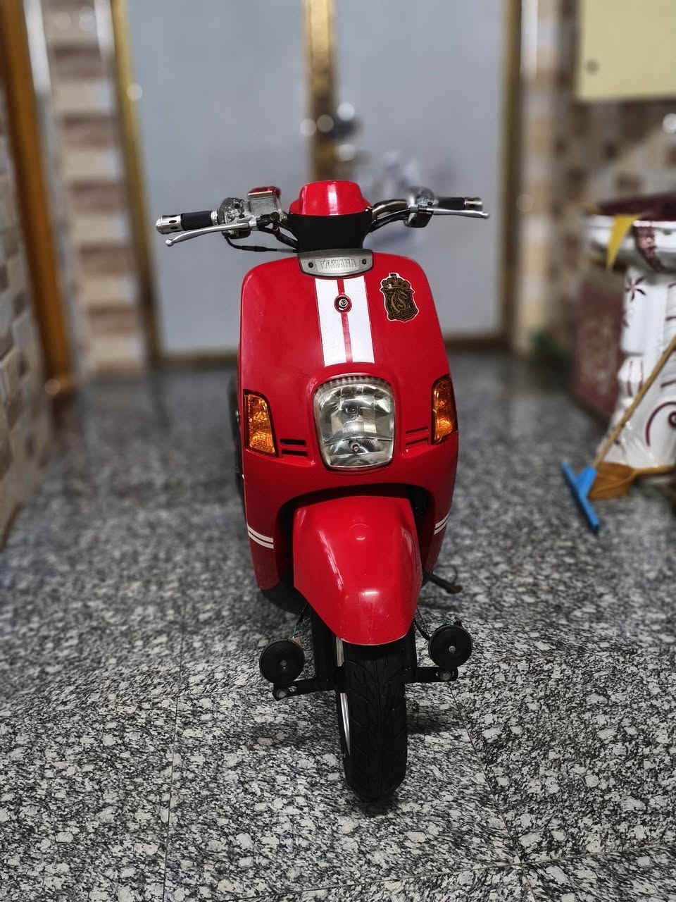 سلام عليكم: دراجه ماكس بليس الدراجه نضيفه شوفت عينك وبشه بلاد49ودرجه مزوده خارجي صالصه طلقه ويلاه رياضي والمحرك جيب وياك فيتر يفحصه وشرطلك الدرجه كابرته ما مفتوحا بيها': الرقم ***********
