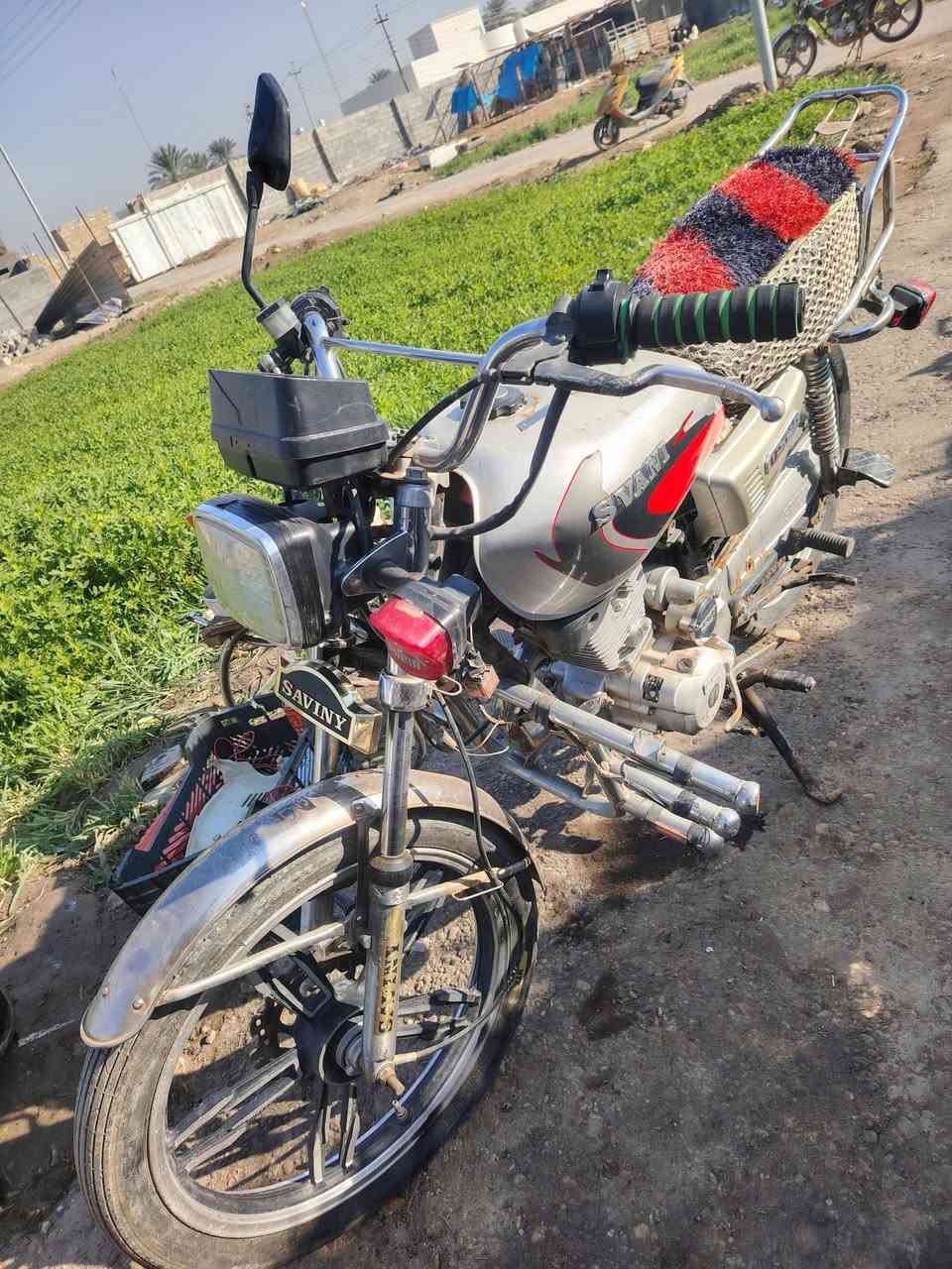 دراجه ناريه سيفان موديل 2022 
كير ومحرك جديد

؛ شغاله وما ناقصها شي

أوراق بسمي أدوات

سعر 400 بي مجال بسيط 

رقم الاتصال ***********

مكان الانبار الرمادي البوذياب
