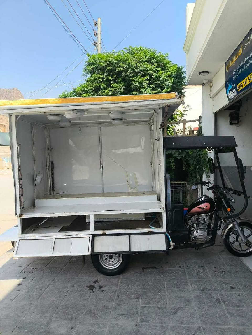 سێ تەگەرەی خاوێن بۆفڕۆشتن مەکینە 200   دەرگای بیلادی لەگەلە و کامل ئەشیای لەفەی لەگەلدایە.. بۆپەیوەندێ@    *********** .   ‌***********
