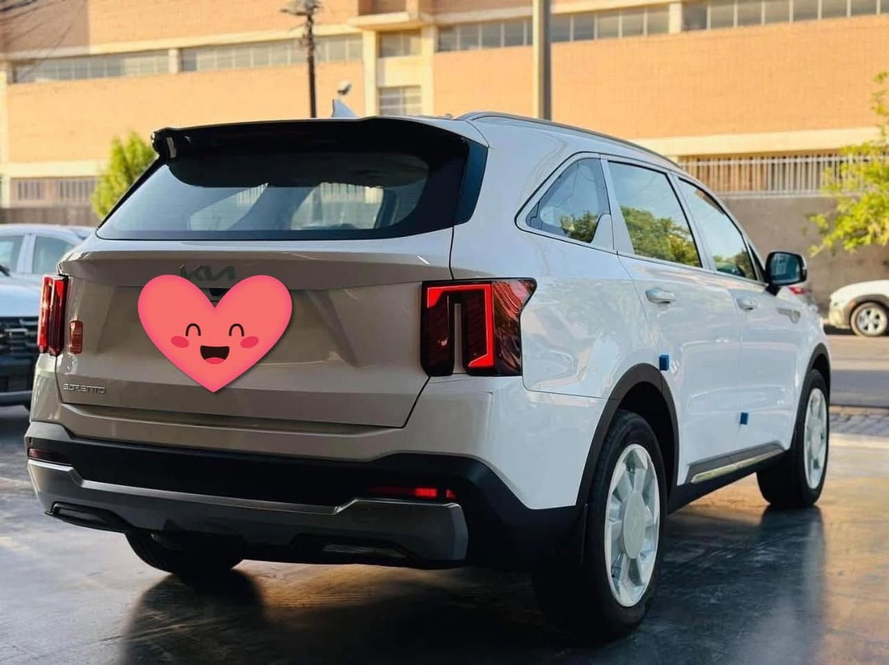 📍نوع السيارة:-كيا سورنتو  خاضعه للضمان X4
🧨موديل:-2025
📍محرك:- 3500
📍عداد المشي 20.000الف
📍بانوراما دات شو اربع كامرات  
✅اربع كامرات
✅فور ويل
✅كراسي تدفئ تبريد
✅كراسي جلد+ كهرباء
✅دات شو ويل عشرين
     رقم بغداد 
كفاله عامه بدون اي ملاحظه 
للأستفسار :***********
