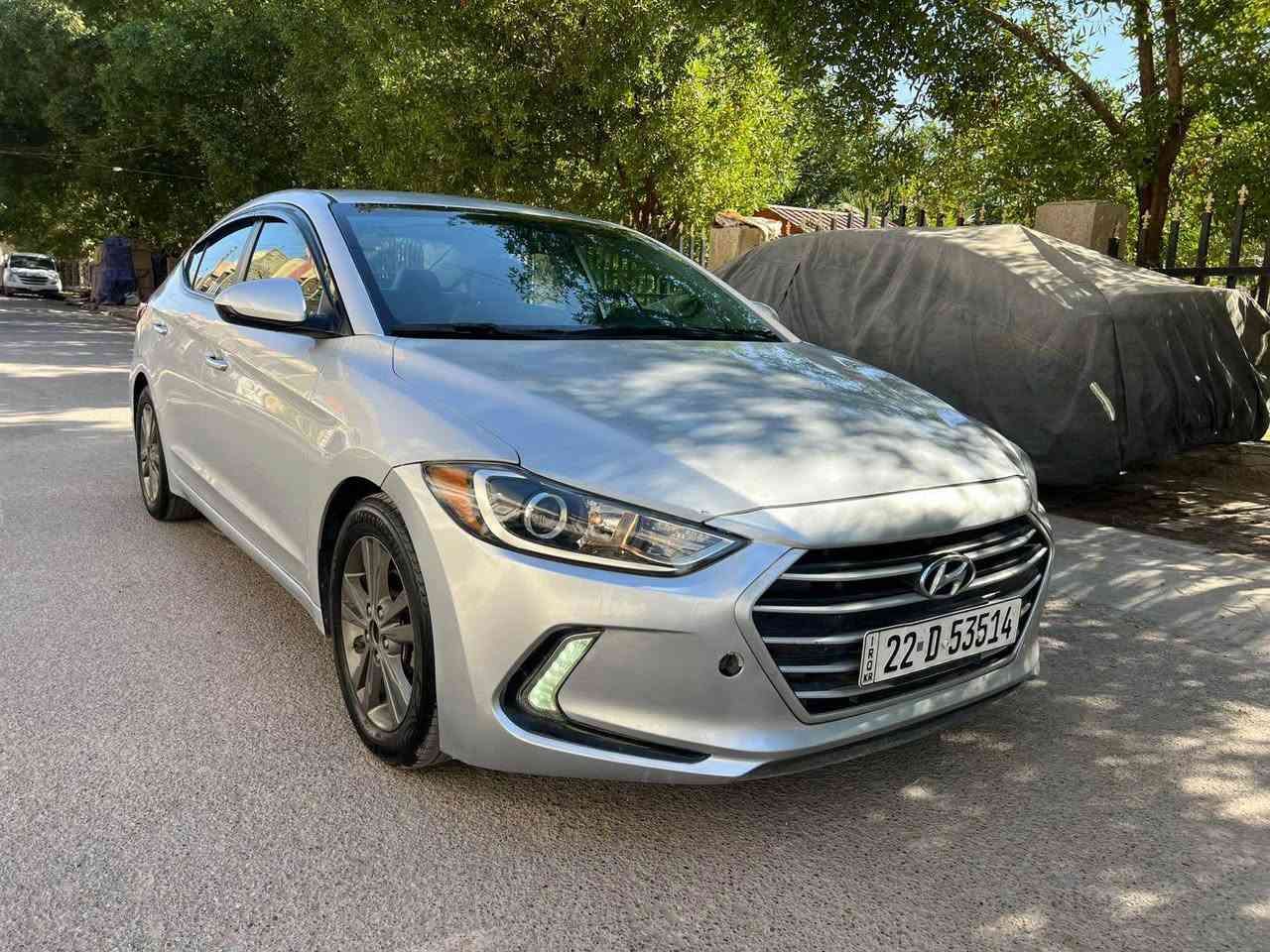 السلام علكم النترا موديل 2017 رقم اربيل الدولي الجديد ب اسمي تريد تحويل وكاله ثاني يوم هزه وفحص وسنويه ورقم كله جديد حادثها قبق جنطه فقط ليبل واحد السياره بدون تبديل بدون ايرباك لغد شاصي كفاله كير ومحرك 2000 دوش مكفولات برغي ممفتوح بيهن صور حادث وسونار مرفقه مكانها بغداد *********** السعر 115 وبيها مجال بسيط شاشه كبيره وكامره وتحكمات ونود درايف وبعد بيها مواصفات اكثر بغداد, العراق
