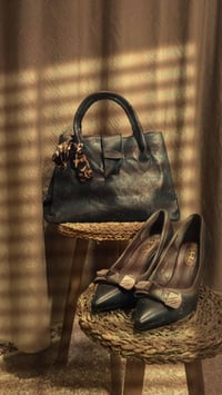 سيت كامل جنطه وحذاء السعر ب25,000 للتواصل 07862631996🥰😊