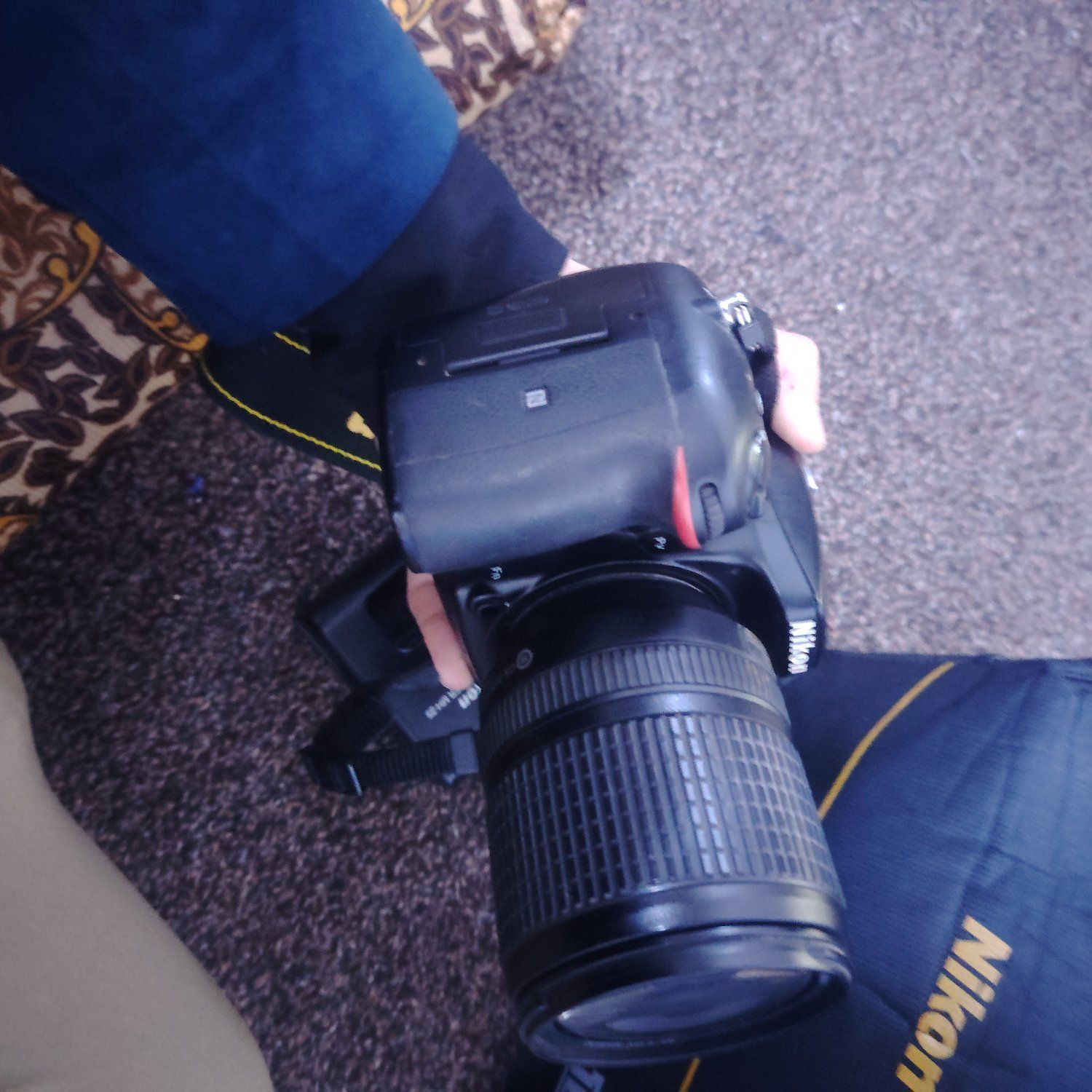 كامره نيكون 7200 للبيع النظافة كدام العين
ملحقاتها
بدي
جنطه
شاحنة
بطاريه
حزام كتف
استاند كامره
السعر 620 الف وبيها مجال بسيط


**إذا كنت صاحب هذا الإعلان وتريد حذفه لأي سبب، رجاءا أرسل رسالة إلى الدعم الفني**