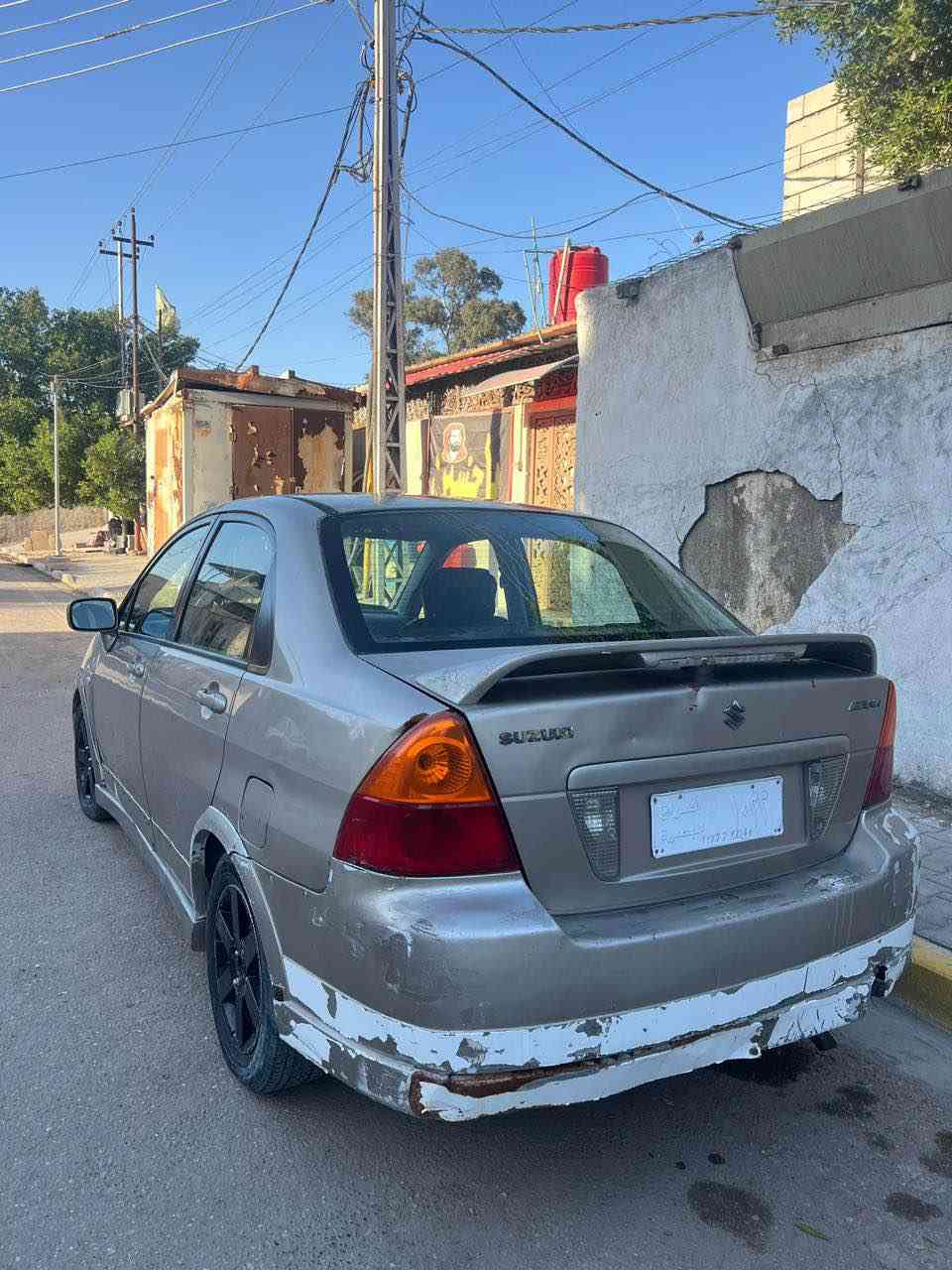 السلام عليكم سازوكي ليانا 2006 
{رقم مميز   } بصره تحويل ثاني يومي 
محركها بيها بخار كورلا 
حداديه كهربائيات كير كلها بلاديه 
السياره كلها بلاديه وكلها شغاله 
البصره 
***********
السعر 38 وبيه  مجال البصرة, العراق
