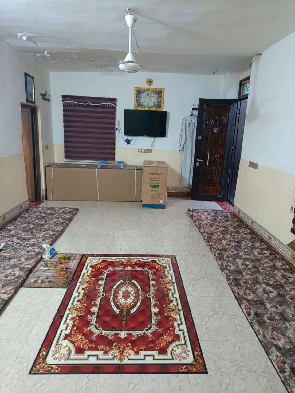 دار للبيع #حي_العسكري 📍

🔶رقم الاعلان:- {51}

🔹المساحة :- 312م
🔹واجهة :- 12,5م
🔹العنوان :- حي العسكري قرب جامع الشافعي 
🔹نوع العقار:- طابو ملك صرف 
       
---------------------------------
💰السعر :- (مراسلة الصفحة) او الاتصال 
        -----------------------------——
📝التفاصيل :- دار للبيع طابقين يحتوي 4 غرف نوم ومطبخ واستقبال وصحيات داخلية وخارجية وكراج كبير وحديقة 
البيت مطلوب المصرف العقاري 85 مليون تسديد للمصرف 
والمقدمة 125 مليون وقابل للتفاوض 

—————————————————
للأستفسار ومعلومات اكثر الاتصال على الارقام التاليه :-

***********📞☎️

0783 702 0222📞☎️

————————————————- 
#مكتب_اللواء_للعقارات
تسعين_مقابل التربيه📍
---------------------------------
نستقبل جميع العروض  السكنية 
  والتجارية بكافة مناطق كركوك
