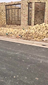 هيكل • معمل • حي الموظفين