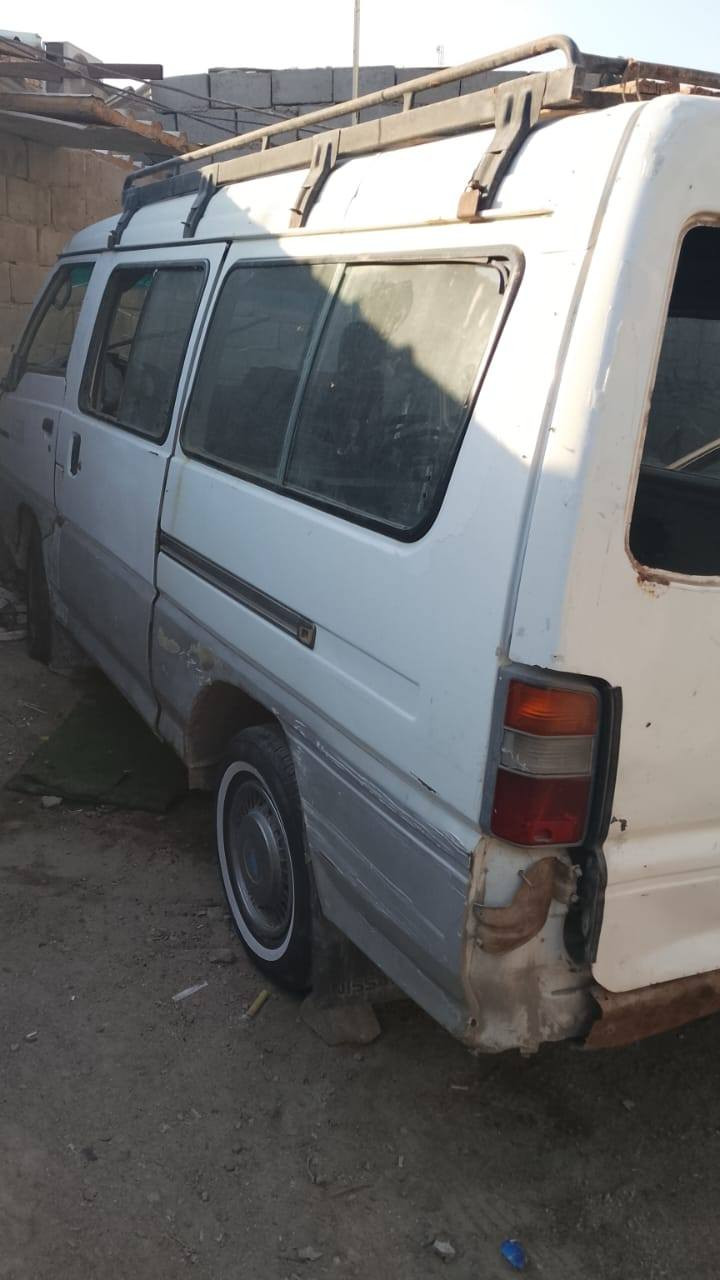 سلام عليكم مستوبيشي مديل ٢٠٠٦ رقم بصره صدامي تحويل مباشر لين سنويه عد راعيه شراعي رجال يريد تحويل كير مكينه بلاد زينات عوزه ترتيب بصيط شغاله بيه بيه خنكه بالمعدل مكاني البصره بيع سعر ١٣ بيه مجال قليل مكاني البصره سنويه عاج منتهيه ٢١ مرواس حسب  صيني إيراني ***********
