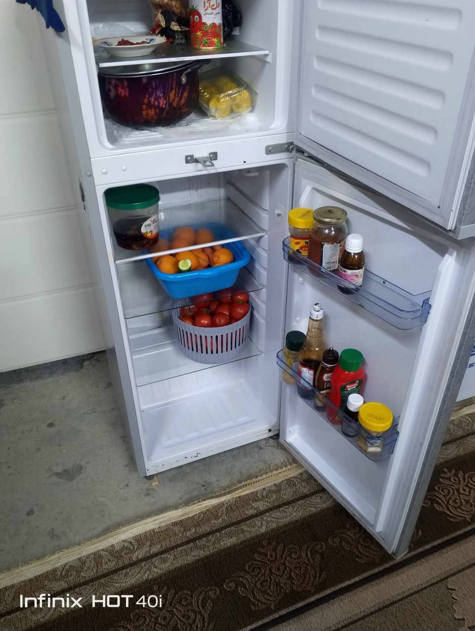 ثلاجة حجم ١٢ شغالة وماداخلة تصليح ولا بيها اي خلل سعرها ١٥٠ العنوان المعامل


**إذا كنت صاحب هذا الإعلان وتريد حذفه لأي سبب، رجاءا أرسل رسالة إلى الدعم الفني**