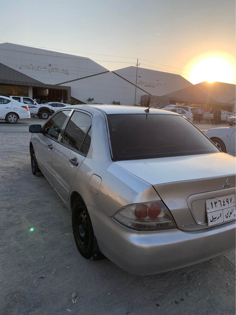 لانسەر مۆدیل ٢٠٠٨ گئر تۆماتیک بۆنیتو چەمەلاخی لای سەیاق بۆیاخە لەسەر کاڵبونەوە بئ دەعمو لئدان گئرو مەکینە بەشەرت شوئن رانیە *********** Pasir Gudang, JHR
