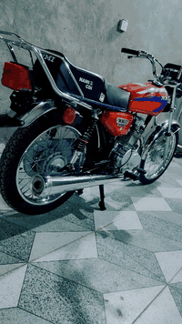 للبيع دراجه نامه أصلي تعمير كله جديد  اوراق اصولي شاصي 2019 والتعمير 25 سعر750وبيه مجال قليل كلش اني خادم المكان الصويرة ***********
