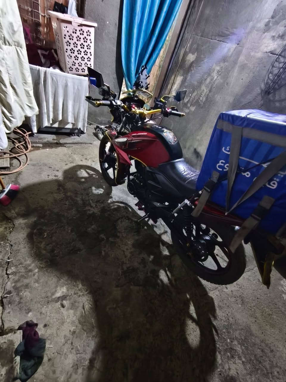 دراجه موتوراي بطح مكينه 200cc مكينه جديده استعمال 3اشهر برغي بلمكينه ما مفتوح كلجات بلاديه نهضه فول  دراجه خير من الله نكره سلف التصوير ضالمها بلواقع بعد كلش احله وارتب سعر الدراجه مليونين وبيها مجال بسيط  للشراي للتواصل *********** واتساب واتصال
