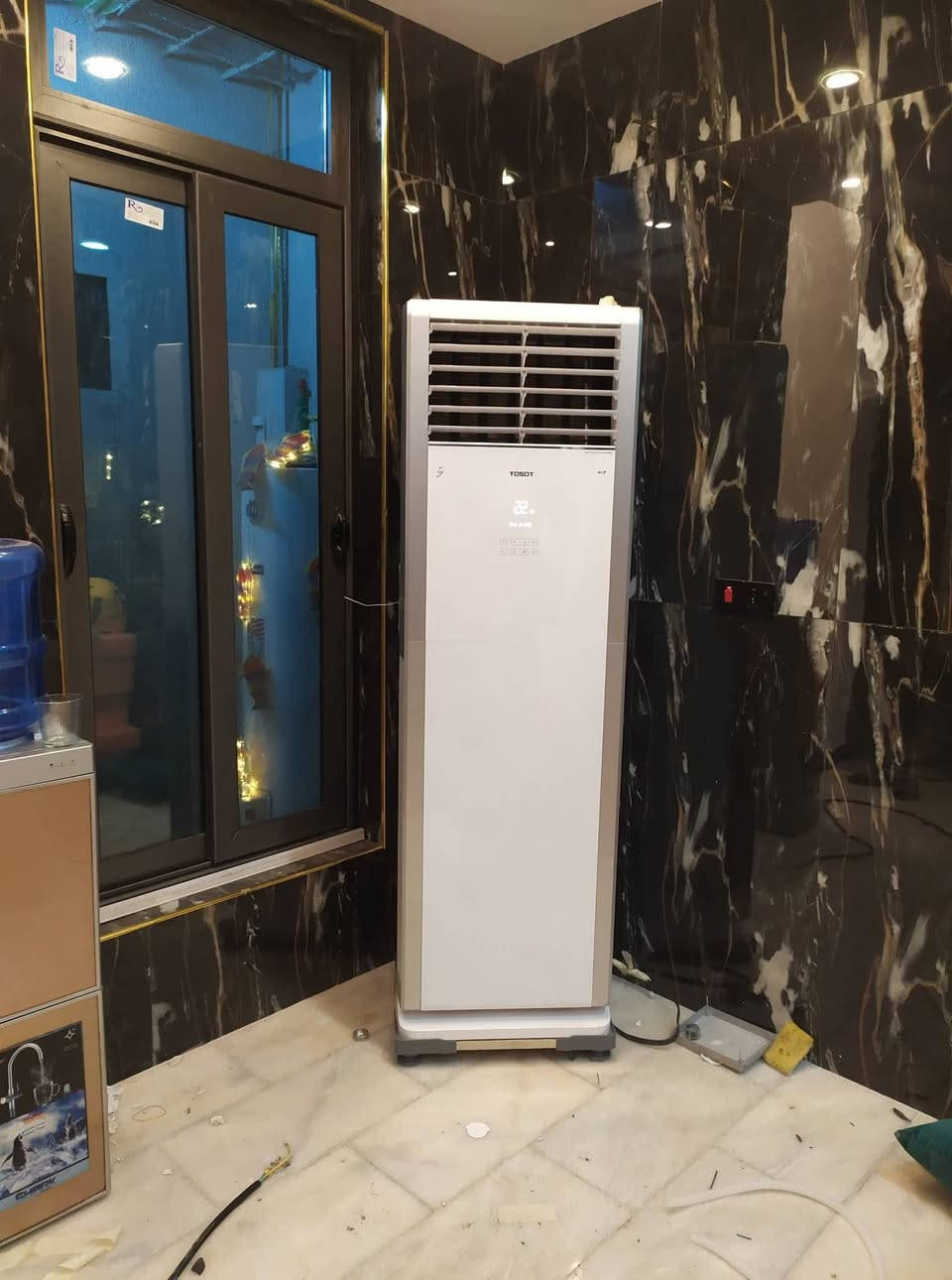 ورشه الميار
لتصليح وتنصيب⚡

 كافه انواع السبالت والمكيفات 🥶❄️

شحن غاز R22🌬️

شحن غاز R410❄️

غسل مكيفات والسبالت 🥶🌬️

***********   

***********
