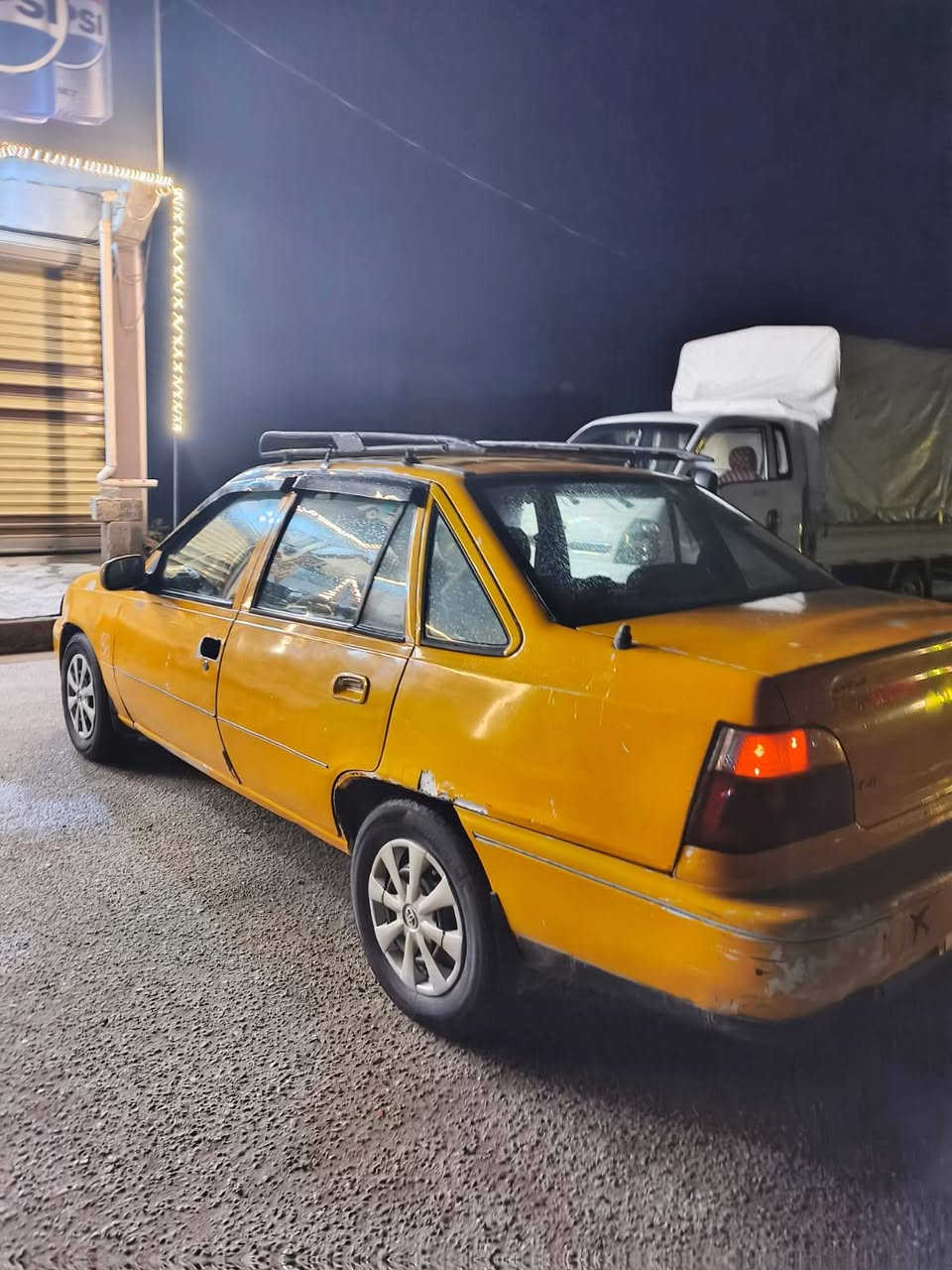 دايو سلو 96 جاهزه محرك بشرط تخم تاير جديد كهربائية شغاله دفتر بانزين سياره بدون ضرر سياره جاهزه ماناقصه الف محرك مابي لا صرف ولا بخار داخله نضيف السعر 23 بيها مجال الطيبين مكان كركوك كوباني//***********//***********
