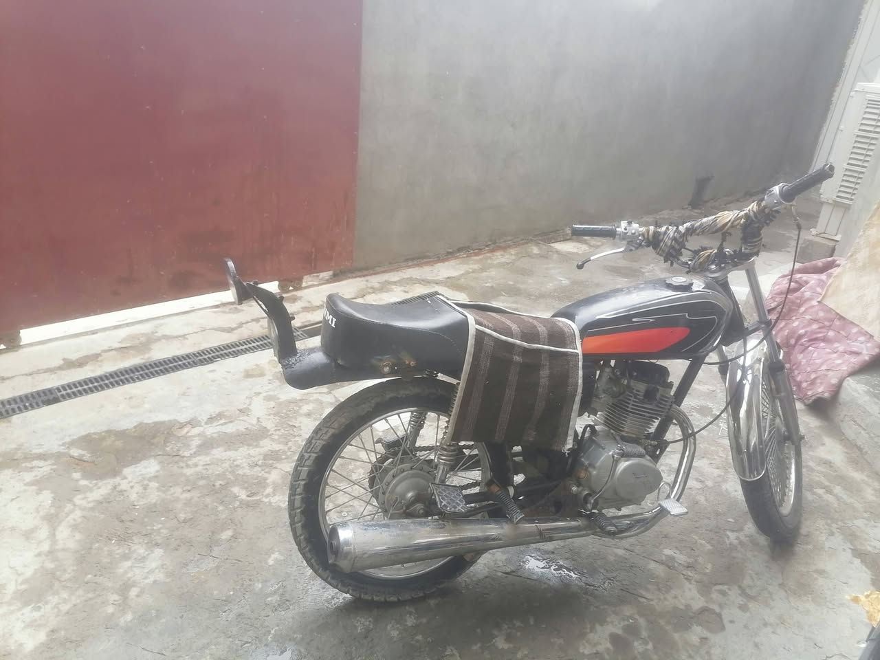 دراجه نامه برو اربعه كير للبيع شوفت عينك السعر 225 وبيهه مجال مكاني ديالى بعقوبه


**إذا كنت صاحب هذا الإعلان وتريد حذفه لأي سبب، رجاءا أرسل رسالة إلى الدعم الفني**