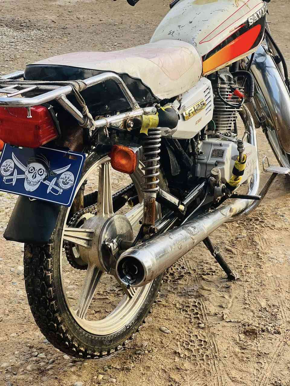 سلام عليكم مطور سيفان للبيع 19السعر250 وبي مجال لطيبين ***********
