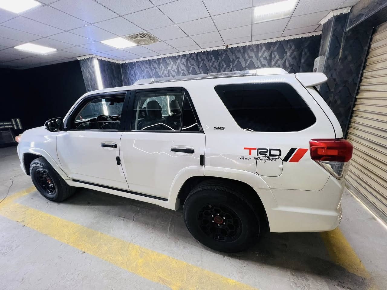 فور رنر  فول مواصفات  2012 حادثه جاملغ وباب
جاهزه ما بيه نقص سعر 30 
***********
