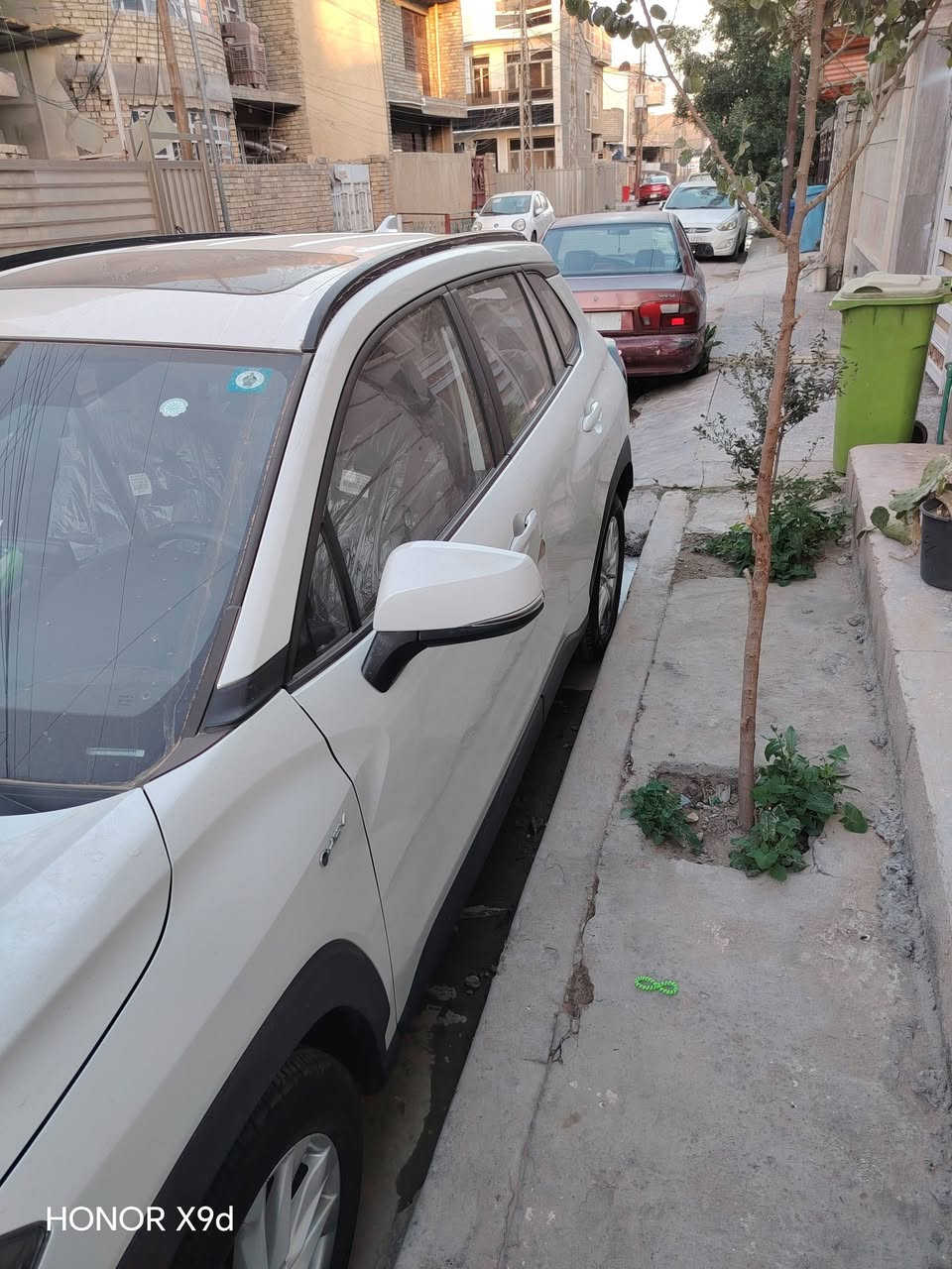 السلام عليكم كورلا كروز موديل ٢٠٢٥ ماشيه. ١٠ الاف مكفوله  كفالة عامه
كشنات كهرباء
حمالات كاميرا خلفية
والباقي معروفه مواصفاتها
السيارة باسمي
للاتصال
***********
السعر ٢٦٥٠٠ مليون
