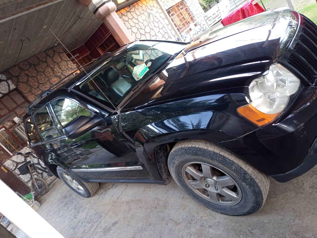 سلام عليكم هايه الجيب موديل 10 مكفوله كفاله عامه السياره كاعده حلوه مرتبه مكفوله من الضربه محرك مكفول كير مكفول السعر 130وبيها مجال للطيبين تحويل ثاني يوم رقم الهاتف ***********اتصل أو تراسلني وتدلل والمكان بغداد التاجي
