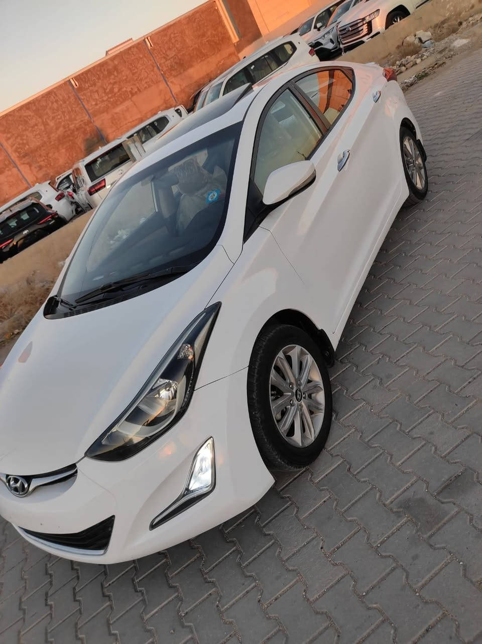 النترا موديل 2014 رقم نجف دولي بسمي مكفوله كفاله عامه من صبغ وتبديل وفتح عده كارت بسيط مواصفات فول مكينه 1800 جديده حداديه جديده أي استفسار مكان نجف مشخاب ‏‪***********
