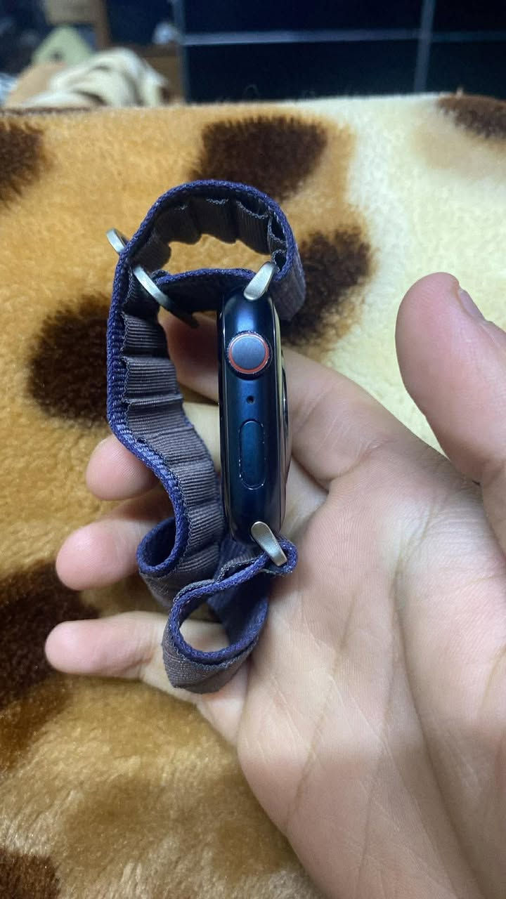 ساعه ابل جيل سابع بطاريه ٨٦ وياهة شاحن الترا اصلي
السعر ١٤٠ و بيهة مجال قليل


**إذا كنت صاحب هذا الإعلان وتريد حذفه لأي سبب، رجاءا أرسل رسالة إلى الدعم الفني**