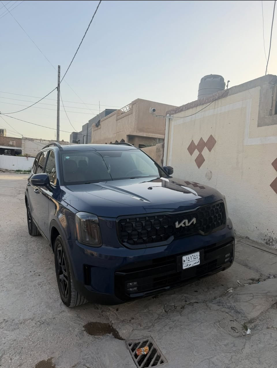 ‏‎كيا تيلورايدSX / اكس لاين برستيج (2024)🤍🔥
الفئة: PRESTIGE SX-X LINE 
لون ازرق متغير 
🚘 فول مواصفات 1/1 (أعلى فئة)
👈بدون ايرباكات 
🫵 تعريب وتحديث الشاشة ( يوتيوب + خرائط ويز بالعربي )
🏁عداد المسافه 24  
✨ داخل قرميدي 
🎖️فتحتين سقف 
🪞 مرايا شفط🔁 مرايا إشارات
🔥❄️ كشنات أمامية تدفئة وتبريد
🔥❄️ كشنات خلفية تدفئة وتبريد
👑 كشنات منفصلة VIP
🚀 تشغيل عن بعد
📡 رادار أمامي
📡 رادار جانبي
💡 لايتات LED زنون
🌤️ لايتات نهارية LED
📟 حساسات أمامية وخلفية
🎛️ هزاز ستيرن
💆‍♂️ مساج كشن السايق
🌈 إضاءة داخلية ليزرية
🎥 كاميرات محيطية 360 درجة
👁️‍🗨️ نظام النقطة العمياء
🛣️ تحذير مغادرة المسار
🧠 مثبت سرعة متكيف
🛑 مانع تصادم
🧳 باب خلفي كهرباء
💺 ميموري كشنات
🔊 نظام صوتي فاخر
بدون رقم  
والشراي يدلل (287) وبيها مجال بسيط 
مكان تواجد السيارة: بابل / حلة 
***********
