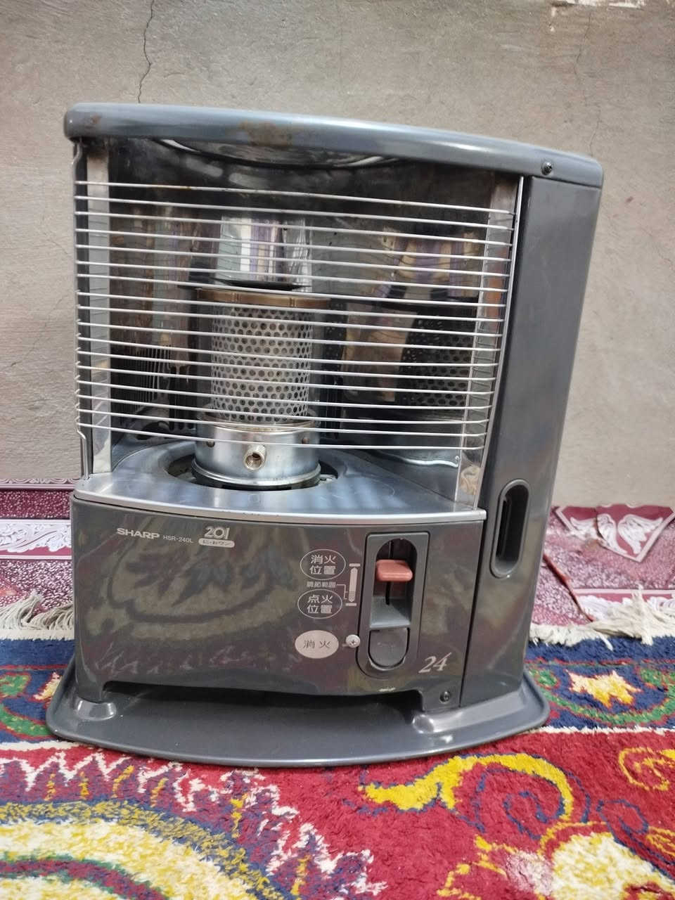 صوبة.نفطية نضافة فول ...
شغالة علفحص أإأذأإأ بيها شي ترجع ...
//السعر//65//وبيها مجال بصيط...
بدلات جديدة.تفاصيل علصور.../مكاني بروانة...
//... *********** ...
