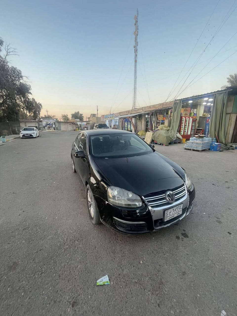 جيتا كولف 2009
مكينه 2500 5 سلندر 
مكينه جديده كير نضافه 100‎%‎ 
صبغ عام 
داخل دوشمه جديد 
سياره مصروف عليها 
سياره اقتصاديه وسريعه وقويه 
سعر 60 وبي مجال 
***********
مكاني بغداد دوره
