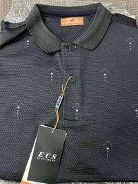 قطعة • ملابس • للبيع