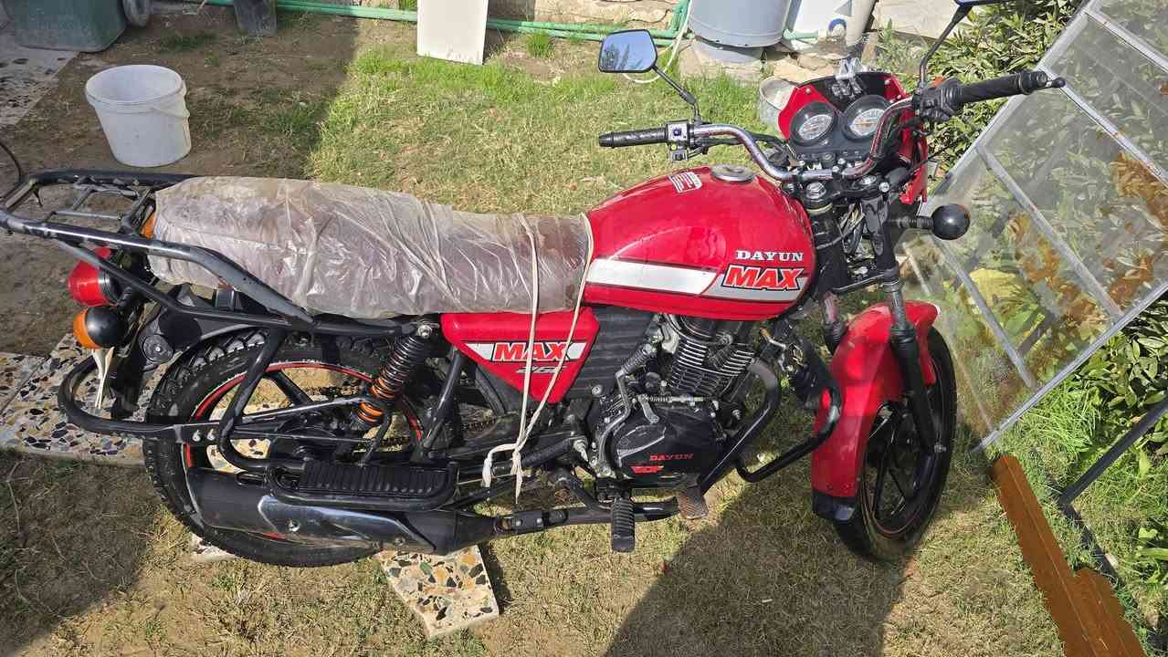 للبيع ٢٣ مرقم ب اسمي مكاني بغداد مخابز باب الاغا مليونين و ١٠٠ مكفولةة ما مفتوحةة مستعجل ع بيعتها 
***********
