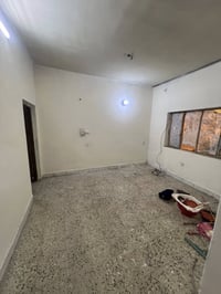 مشتمل ارضي • ٧٥م • خلف كلية الشعب