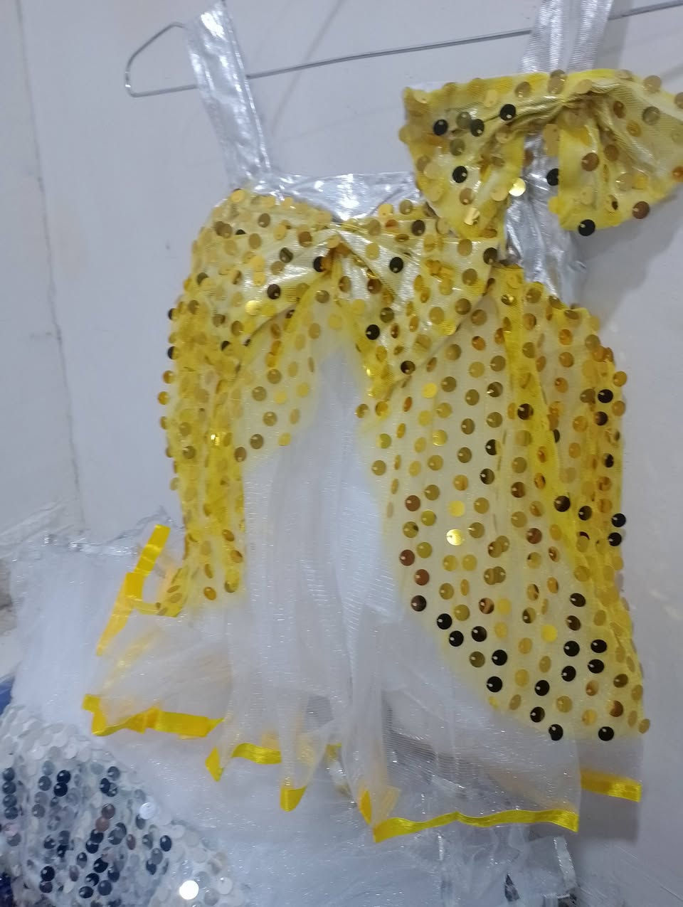 السلام عليكم بنات عندي ملابس اطفال بنات


**إذا كنت صاحب هذا الإعلان وتريد حذفه لأي سبب، رجاءا أرسل رسالة إلى الدعم الفني**