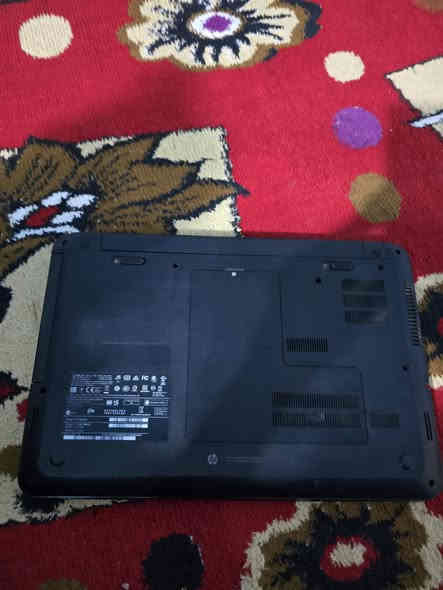 حاسبه للبيع نوع HP رام ٤ كيكا و هارد ٥٠٠ كيكه كارت شاشه انفديا  جداا نضيفه بدون اي زلغ شاحنه اصليه شركه  للبيع الحله مركز المدينة هاتف ***********
