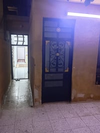 بيت 100 متر مدخلين سند أصفر حي البساتين حي سلام شارع حشد ثالث تقاطع بي...