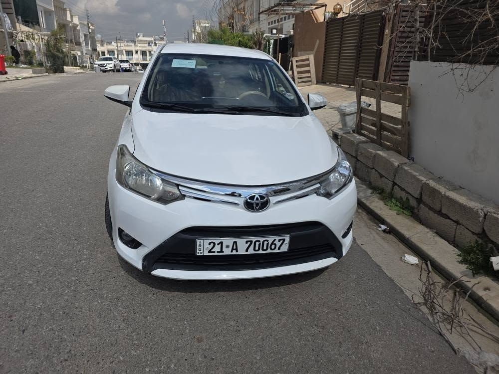 تویوتا یارس ٢٠١٦ بێ سبوغ دوقوپی بچوک سەرچاملغی پشتەوە 
جوابی نامە نادریتەوە 
١١٥ وەرەقەو مجالەکی کەم
رەقەمی خاوەن سەیارە 
***********
115وەرەقە أربيل, العراق
