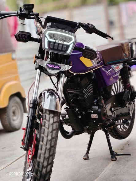 سلام عليكم دراجه ايراني 5كير موديل 2025 دراجه كفاله عامه جديده استعمال شخصي لدكلي شبيه كفاله سعر950 وبيه مجال بصيط مكاني بغداد حريه رقم الهاتف ***********
