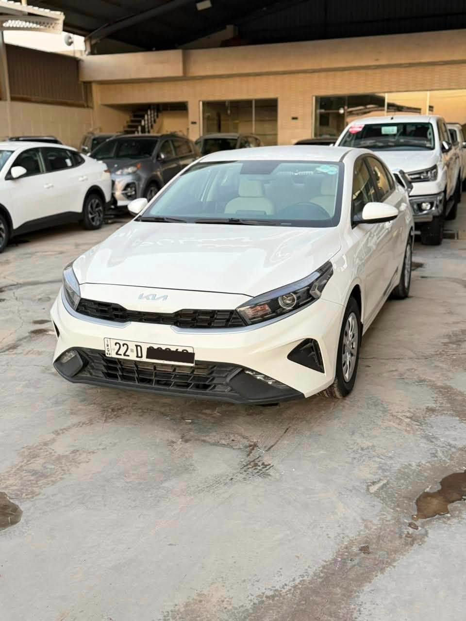 معرض الحسن لتجاره السيارات 
العنوان واسط الزبيدية 

كيا سيراتو 2024 خليجي 
محرك 2000 
تبريد 2 قطعه 
لد امامي 

ماشيه 49الف 

السعر 177$ مجال بسيط 

***********

