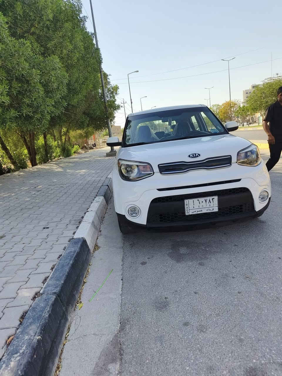 صول 2018 للبيع. محرك 2000 . وارد.
لون ابيض. ماشية ٥٨ الف قابل للزيادة. 
رقم كربلاء.ومكانها كربلاء . السعر 115  وبيها مجال بسيط. 

 السيارة داخلة كلين تايتل. استخدام نسوي صار بيها طخطخات وخدوش الصفحتين. اتسمكت ونصبغت للجمالية. 
 *********** للأستفسار اتصال او واتساب.

