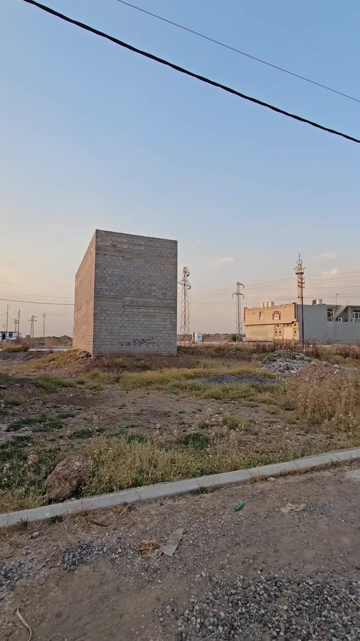 🛑 عروض مكتب الاستثمار للعقار   🏢 

🛑 ارض للبيع في مزارع زيونه المقابله لحي الفلاح الثانيه جمعية 
      شمس نينوى .

🛑 مساحة الارض ( 100 ) متر  . 

🛑 مساحة الواجهه  ( 6.25 ) متر .

🛑 اتجاه الارض جنوب (  قبله  ) .

🛑 سند الارض جمعية ومعاملة البلديه مسلم فيها كرت 📜 .

🛑 للاستفسار عن السعر وباقي التفاصيل اكثر الاتصال على الأرقام 
      التاليه او مراجعة المكتب في مزارع زيونه :

      ***********           /          ***********

🛑 اضغط على زر المتابعه ليصلك كل ما هو جديد من عروضنا .

🛑 عنوان المكتب موصل/ مزارع زيونه المقابله لحي الفلاح الثانيه 
      قرب مولدة مزارع زيونه .

🛑 نستقبل كافة عروضكم التجاريه والسكنيه والزراعيه والجمعيات .
